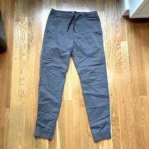 Men’s small gray Hollister advanced stress, skinny joggers